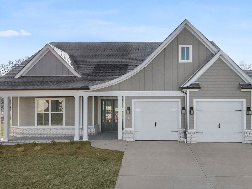 1st image of 404 Poppy Pl