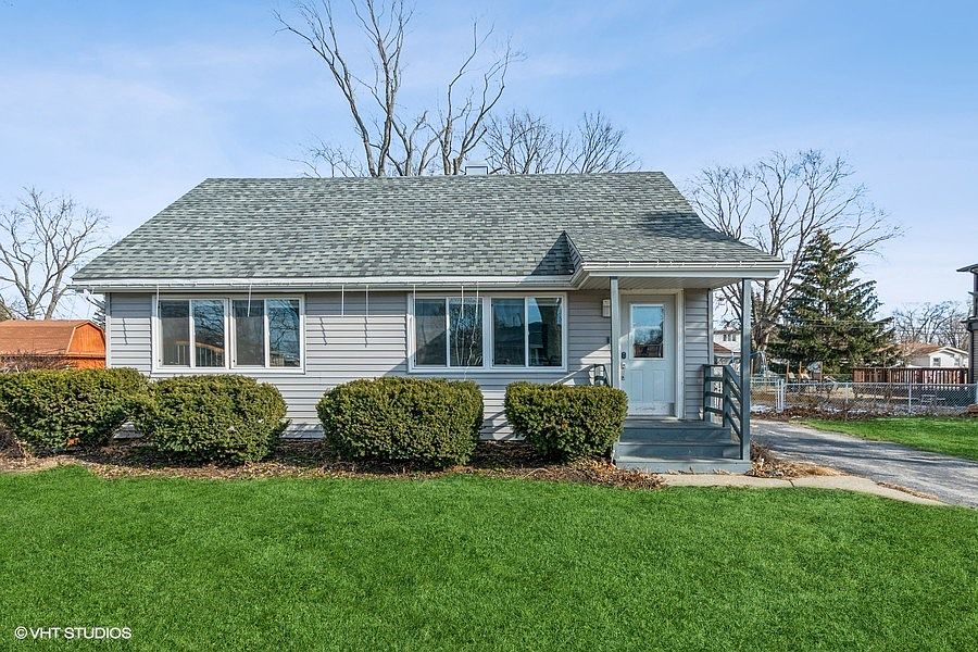 1st image of 9025 McVicker Ave