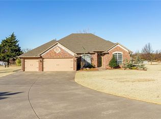 323 Whispering Pines Dr, Tuttle, OK 73089