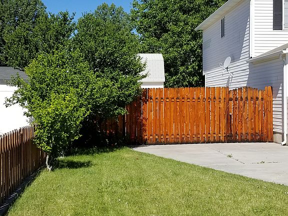 2nd image of 921 N White Pine Dr