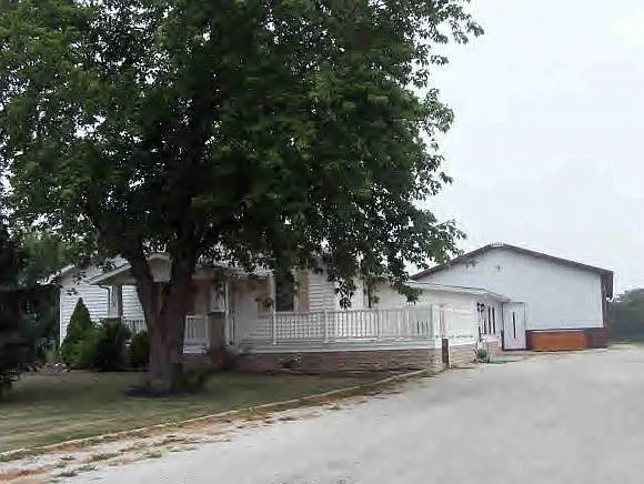 4560 Forest Pkwy photo 1