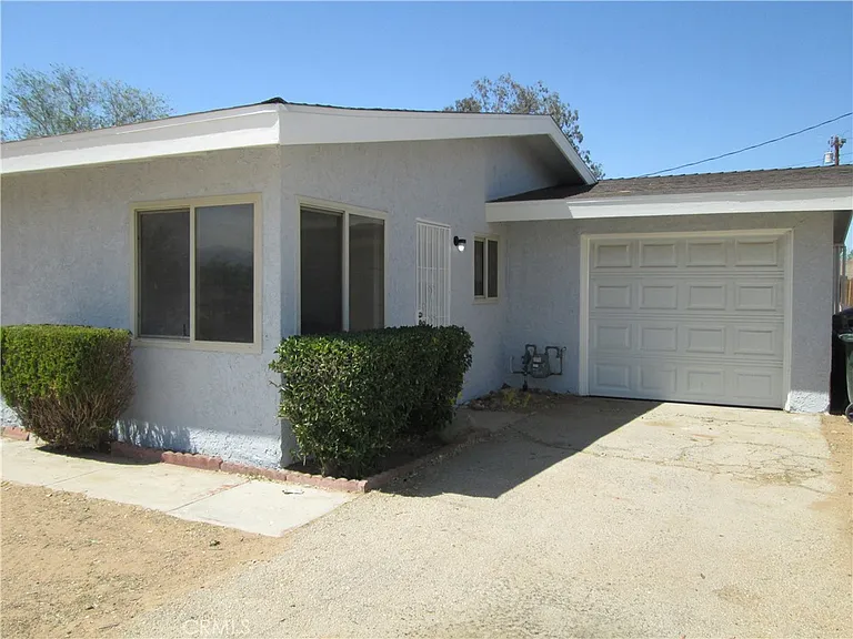 13464 Mohawk Rd — Photo 2