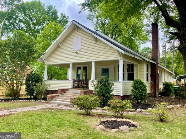 314 W South St, Greensboro, GA 30642