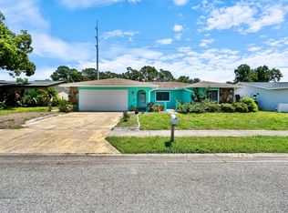 12829 109th St, Largo, FL 33778