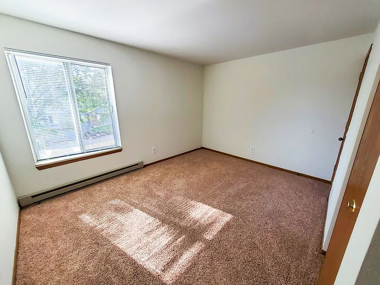 Orchard Village Apartments — Photo 154