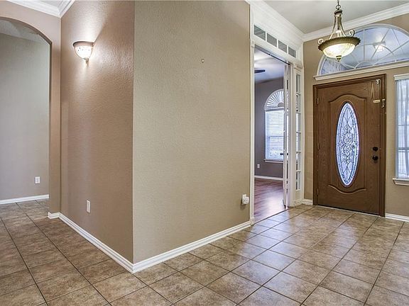 5th image of 3406 Evelyne Dr