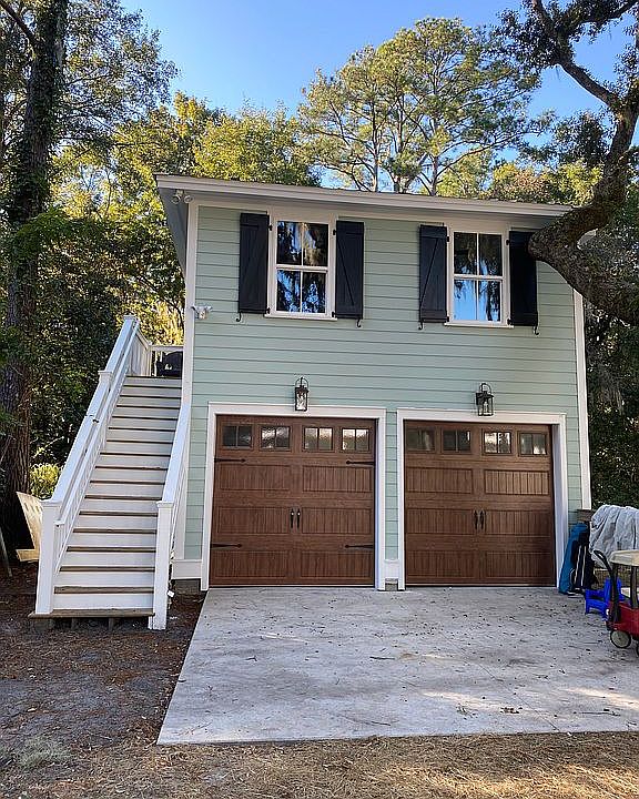 2nd image of 22 Pritchard St