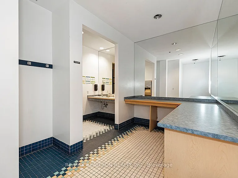 2111 Lake Shore Blvd W #505 — Photo 29