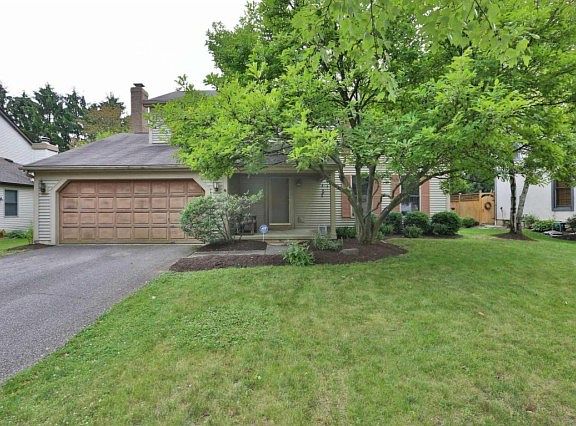 2nd image of 1975 Thistlewood Ct