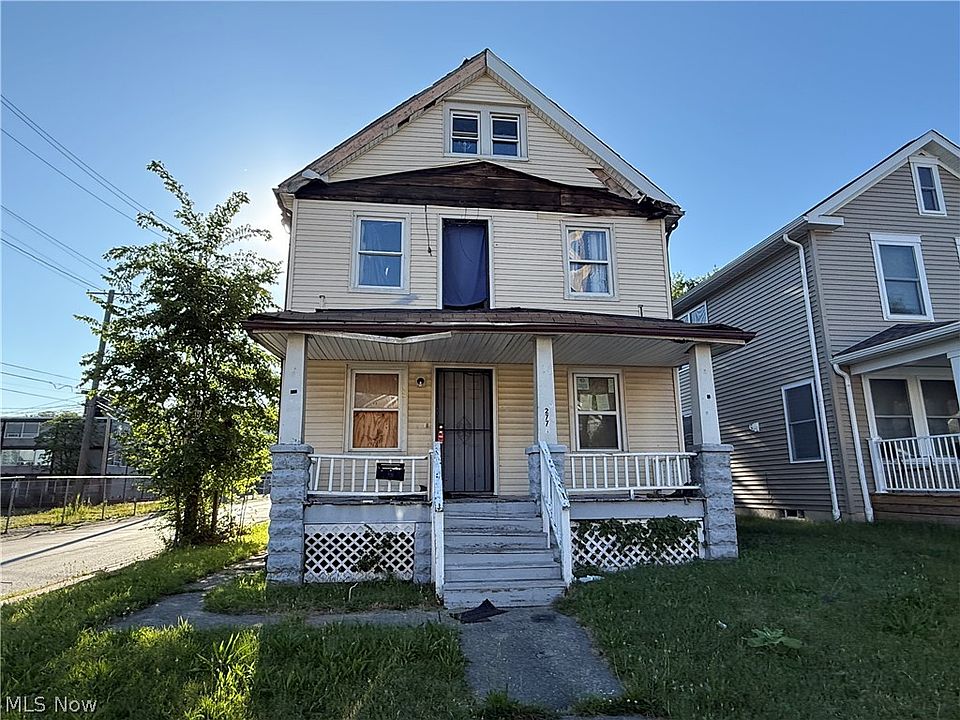 1st image of 2771 E 118th St