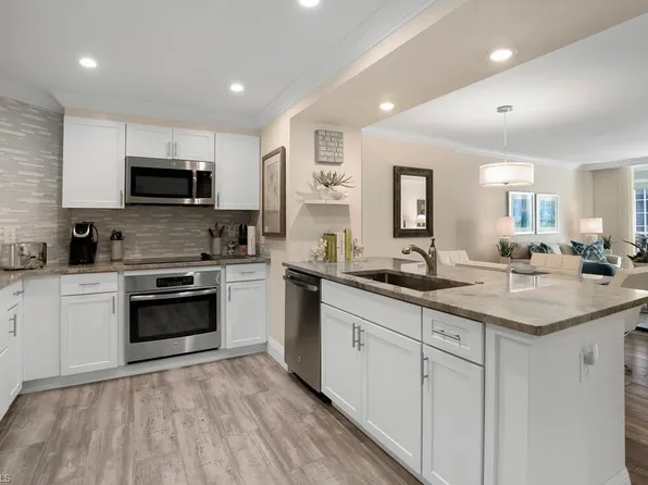 (undisclosed Address), Naples, FL 34108