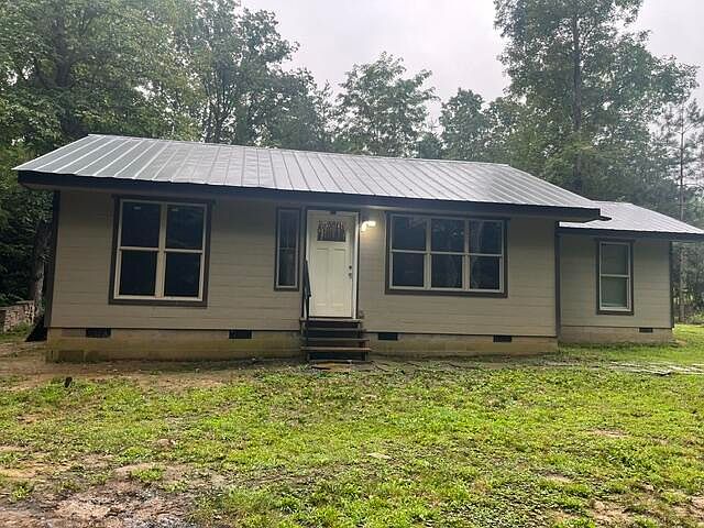 1st image of 378 Powerline Rd