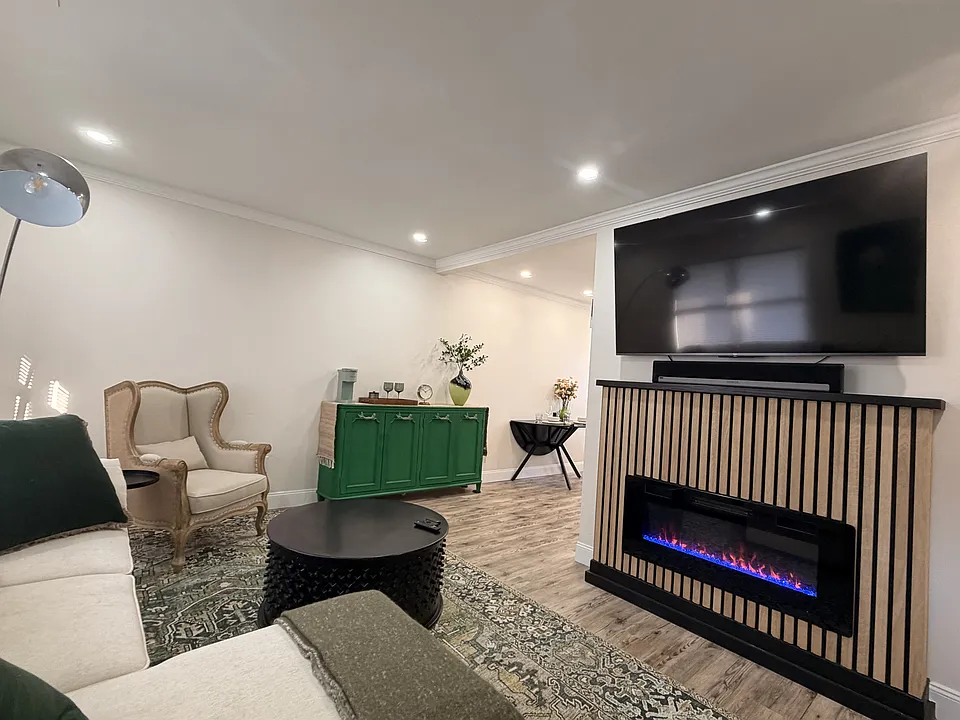 1207 Cypress Ave #2