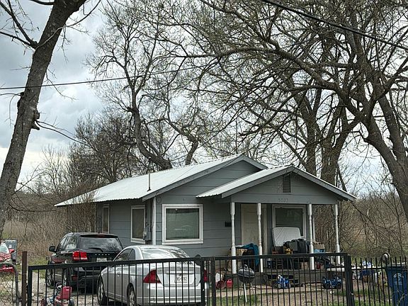 3rd image of 5703 Bon Aire Dr
