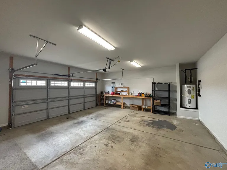 212 Oracle Cir — Photo 38