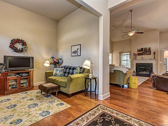 5th image of 3024 Tallgrass Bluff Blvd