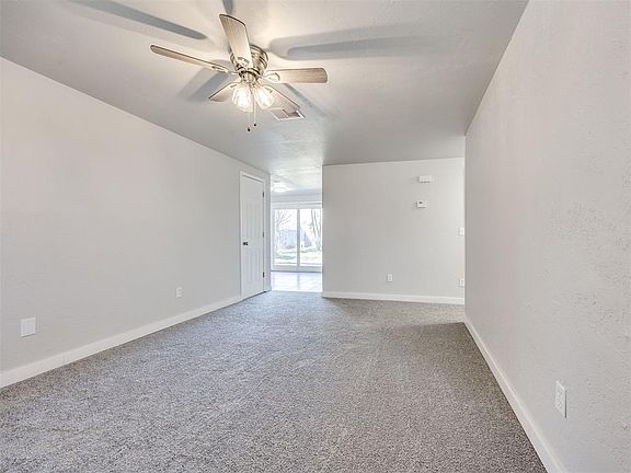 3rd image of 3121 SW 83rd St