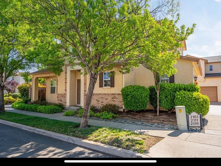 2103 Tuscany Way — Photo 4