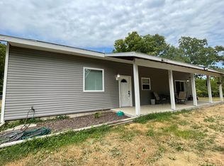 1421 Geronimo Springs Rd, Camdenton, MO 65786
