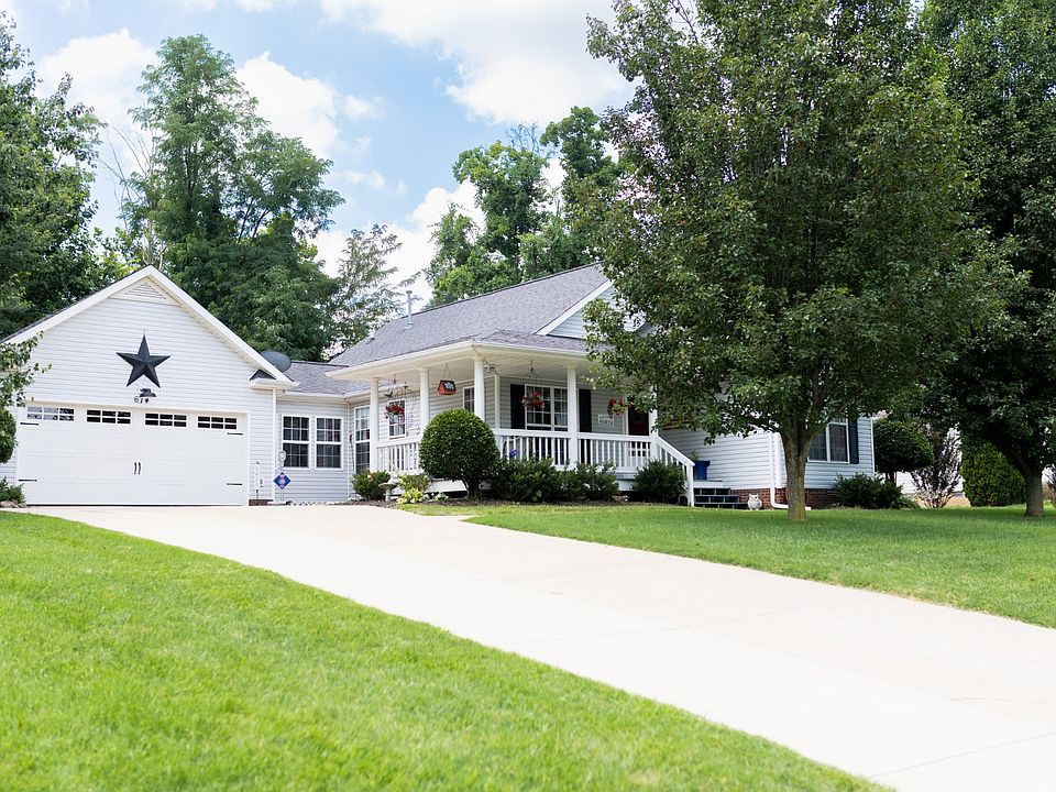 1st image of 614 Ashley Oaks Dr