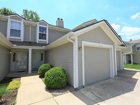 2nd image of 5822 NW Plantation Ln