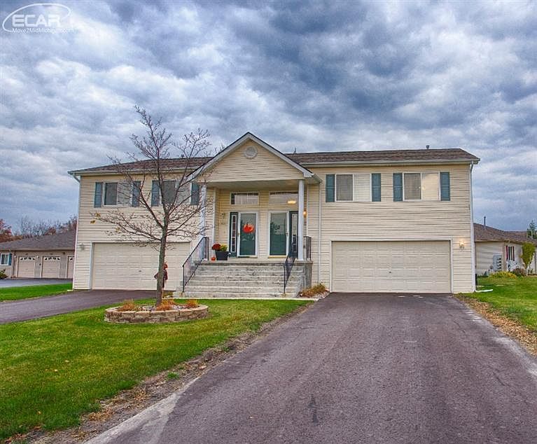 1st image of 9337 Parkview Cir