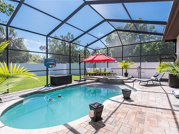 5th image of 2158 Bayou Grande Blvd NE