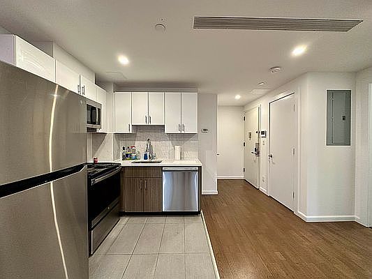 1st image of 14-53 31st Ave #6C