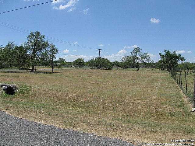 2nd image of 101 N County Road 5603