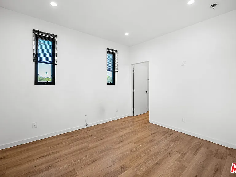 2646 Westwood Blvd — Photo 40