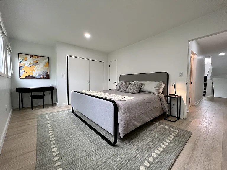 323 Gross St — Photo 17