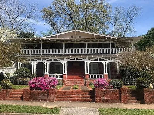 319 College St APT A, Carrollton, GA 30117