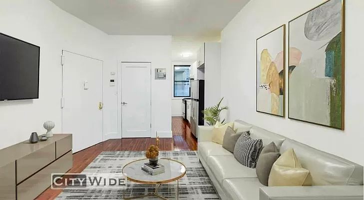 1st image of 224 E 70th St #21
