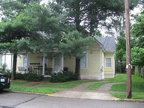 1st image of 126 Clay Ave #2
