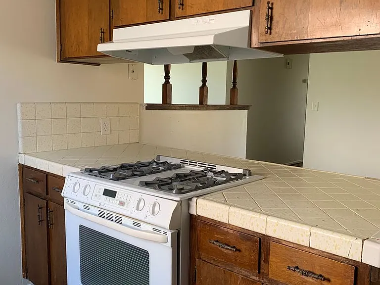 1225 Elberta Dr — Photo 17