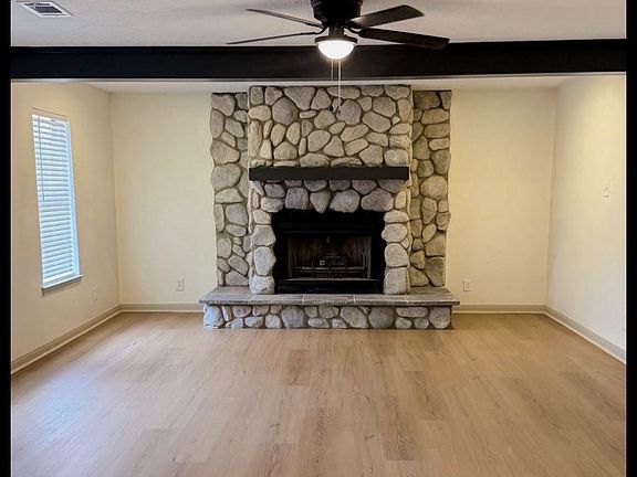 3rd image of 2474 County Rd