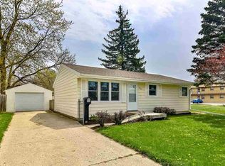 7713 Venus St, Loves Park, IL