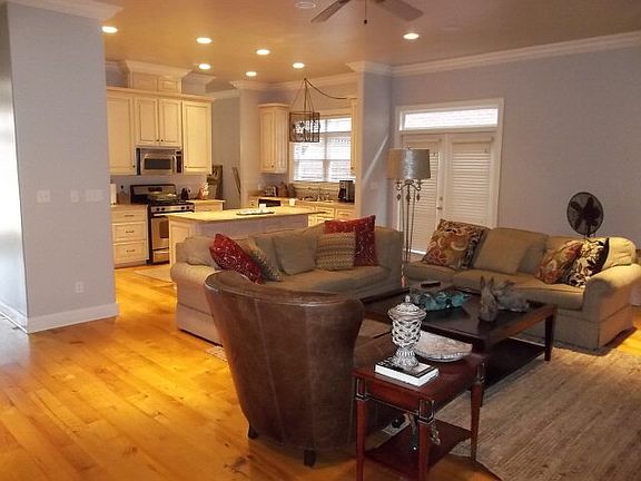 5th image of 721 Mogridge Ln