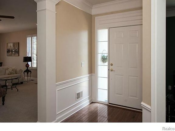 2nd image of 44542 Aspen Ridge Dr