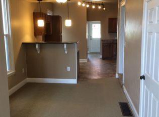 26 Lake St, Ephrata, PA 17522