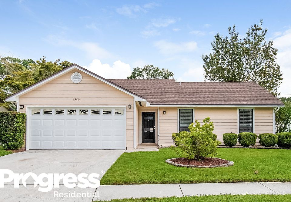 1st image of 1389 E Rose Hill Dr
