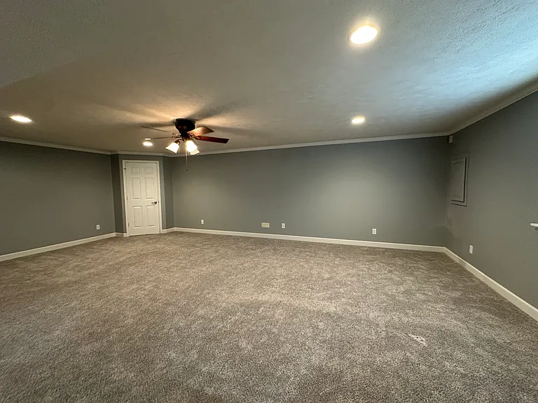 1602 Belclare Rd — Photo 34