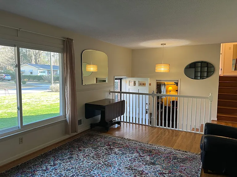 708 Austin Ave — Photo 6