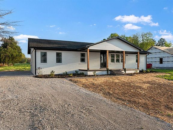 2nd image of 307 New Grove Rd