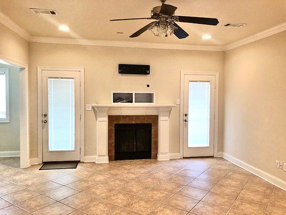 4th image of 210 Karen Dr