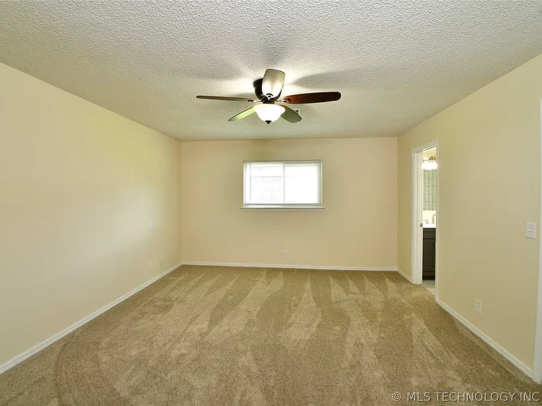 401 N Fir Pl — Photo 18