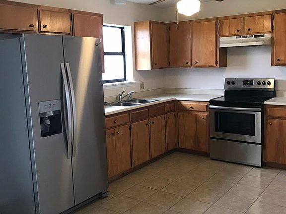 5th image of 103 Windsong Ln