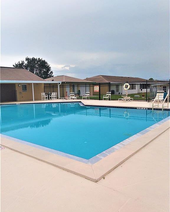 2nd image of 604 Ridge Ter #604