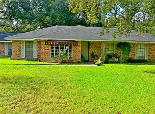 7509 Bridle Path Dr, Houston, TX 77044