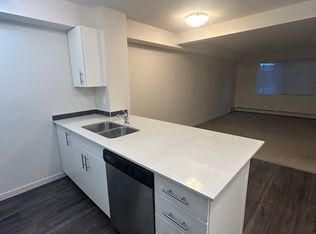 McCall Landing, Calgary, AB T3N 0V2
